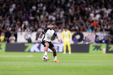Memphis Depay em a��o durante D�rbi pelo Paulist�o