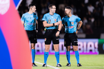 Daniel Paulo Ziolli, Jo�o Vitor Gobi e Alex Ang Ribeiro antes de semifinal do Paulist�o