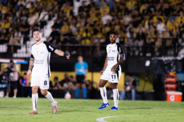 Vitinho em a��o contra o Novorizontino pelo Paulist�o