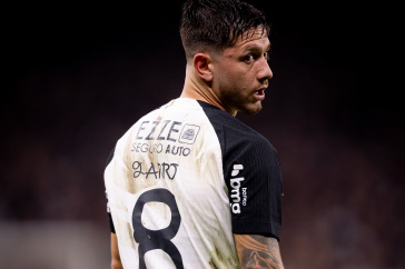Rodrigo Garro no jogo contra o Flamengo