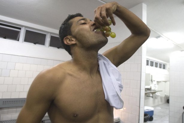 André Santos nos vestiários nos vestiários depois da partida válida pela Copa do Brasil, jogo de volta, realizada no estádio do Morumbi, zona Sul de São Paulo, nesta quarta-feira a noite