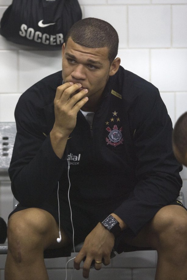 SP - CORINTHIANS/SP X SPORT/RECIFE- ESPORTES - Nilton nos vestiários antes da primeira partida da decisão da Copa do Brasil 2008, realizada no estádio do Morumbi, nesta quarta-feira a noite