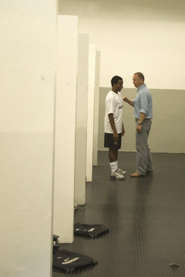 SP - CORINTHIANS/SP X CRICIUMA/SC - ESPORTES - nos vestiários antes da partida válida pelo Campeonato Brasileiro da segunda divisão 2008, primeiro turno, realizada no estádio do Pacaembu, zona oeste da cidade, neste sábado a tarde
