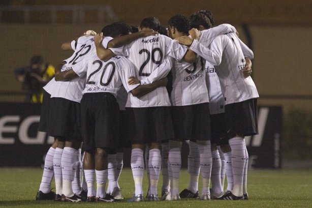 SP - CORINTHIANS/SP X JUVENTUDE/RS - ESPORTES - durante partida válida pelo Campeonato Brasileiro da segunda divisão 2008, primeiro turno, realizada no estádio do Pacaembu, zona oeste da cidade, nesta terca-feira a noite