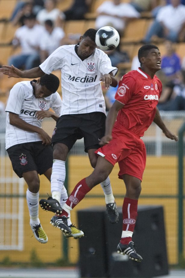 SP - CORINTHIANS/SP X ABC/RN- ESPORTES - durante partida válida pelo Campeonato Brasileiro da segunda divisão 2008, última partida do primeiro turno, realizada no estádio da Pacaembu, neste sábado a tarde