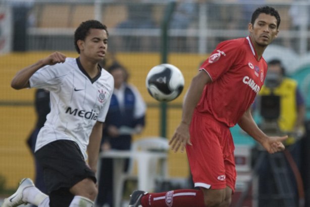 SP - CORINTHIANS/SP X ABC/RN- ESPORTES - durante partida válida pelo Campeonato Brasileiro da segunda divisão 2008, última partida do primeiro turno, realizada no estádio da Pacaembu, neste sábado a tarde