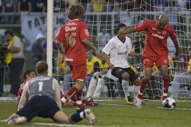 SP - CORINTHIANS/SP X ABC/RN- ESPORTES - durante partida válida pelo Campeonato Brasileiro da segunda divisão 2008, última partida do primeiro turno, realizada no estádio da Pacaembu, neste sábado a tarde