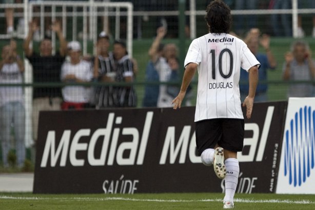 SP - CORINTHIANS/SP X ABC/RN- ESPORTES - durante partida válida pelo Campeonato Brasileiro da segunda divisão 2008, última partida do primeiro turno, realizada no estádio da Pacaembu, neste sábado a tarde