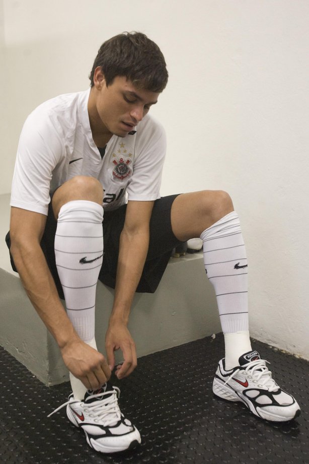 SP - CORINTHIANS/SP X ABC/RN- ESPORTES - nos vestiários antes da partida válida pelo Campeonato Brasileiro da segunda divisão 2008, última partida do primeiro turno, realizada no estádio da Pacaembu, neste sábado a tarde