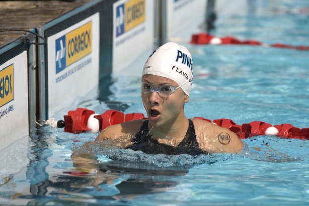NATACAO - Flavia Delaroli, esta manhã durante o Trofeu José Finkel de Natacao que acontece nas piscinas do Corinthians