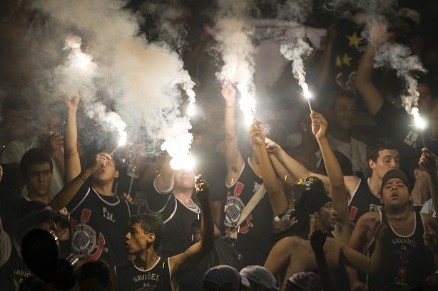 AL - CRB/ALAGOAS X CORINTHIANS/SP - ESPORTES - durante a partida válida pelo Campeonato Brasileiro da segunda divisão 2008, primeira partida do returno, realizada no estádio Rei Pelé, neste sábado a tarde