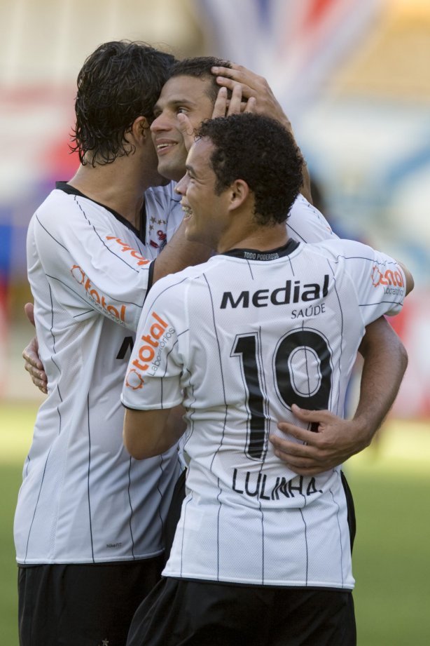 SP - FORTALEZA/CE X CORINTHIANS/SP - ESPORTES - durante partida válida pelo returno do Campeonato Brasileiro da segunda divisão de 2008, realizada no estádio Castelão, neste sábado a tarde