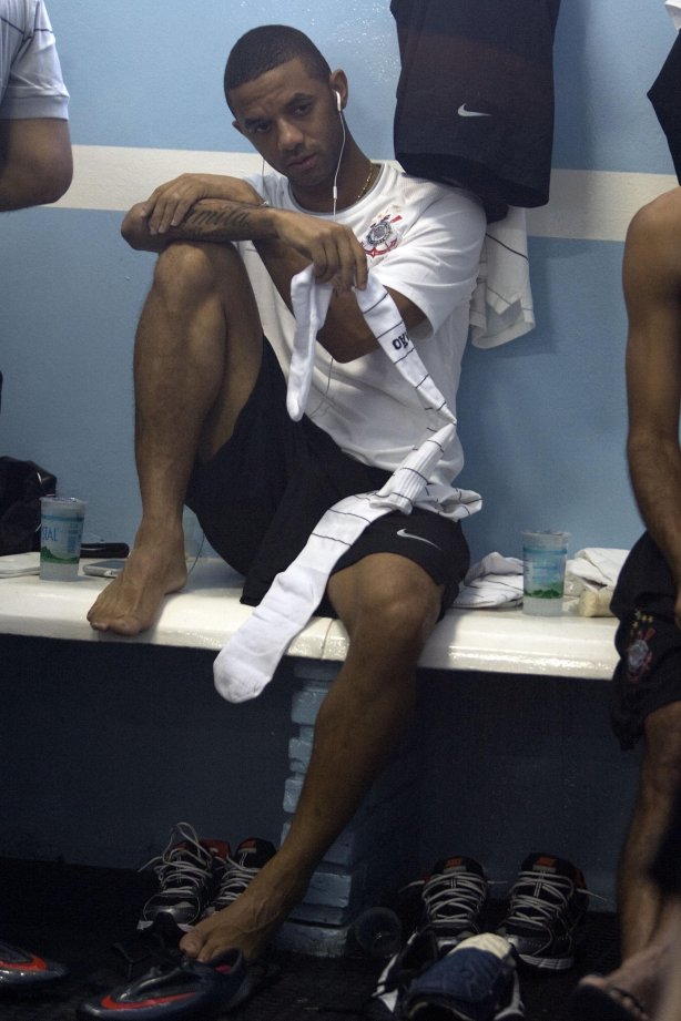 CORINTHIANS/SP X NOROESTE/BAURU- nos vestiários antes do jogo realizado esta noite no estádio Eduardo José Farah, em Presidente Prudente, interior de São Paulo, válido pelo Campeonato Paulista de 2009