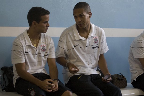 CORINTHIANS/SP X NOROESTE/BAURU- nos vestiários antes do jogo realizado esta noite no estádio Eduardo José Farah, em Presidente Prudente, interior de São Paulo, válido pelo Campeonato Paulista de 2009