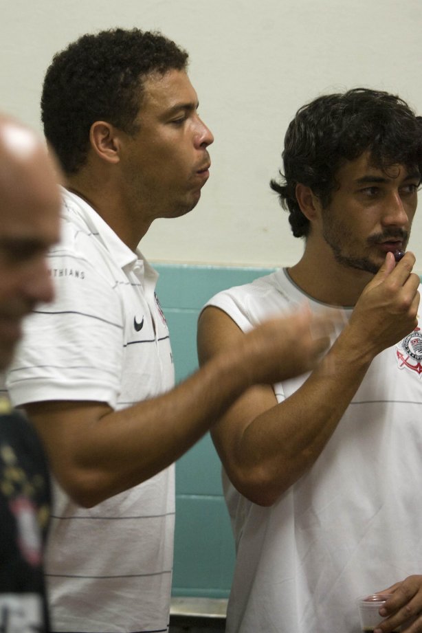MARILIA X CORINTHIANS/SP - nos vestiários antes do jogo realizado esta noite no estádio Bento de Abreu, em Marilia, interior de São Paulo, válido pelo Campeonato Paulista de 2009