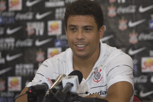 Ronaldo durante entrevista coletiva realizada esta tarde no Hotel Beira-Rio de Itumbiara. O Corinthians joga domingo, 08/03 a tarde, pelo Campeonato Paulista 2009, contra o Palmeiras, no estádio Eduardo José Farah, em Presidente Prudente