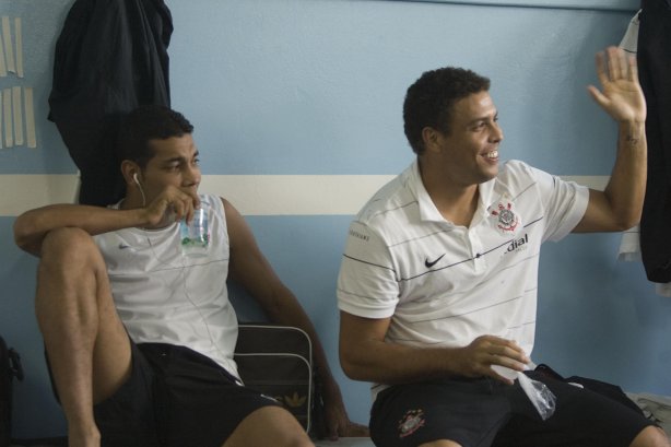 Presidente Prudente/SP - ESPORTES - PALMEIRAS/SP X CORINTHIANS/SP - nos vestiários antes do jogo realizado esta tarde no estádio Eduardo José Farh, em Presidente Prudente, interior de São Paulo, válido pelo Campeonato Paulista de 2009