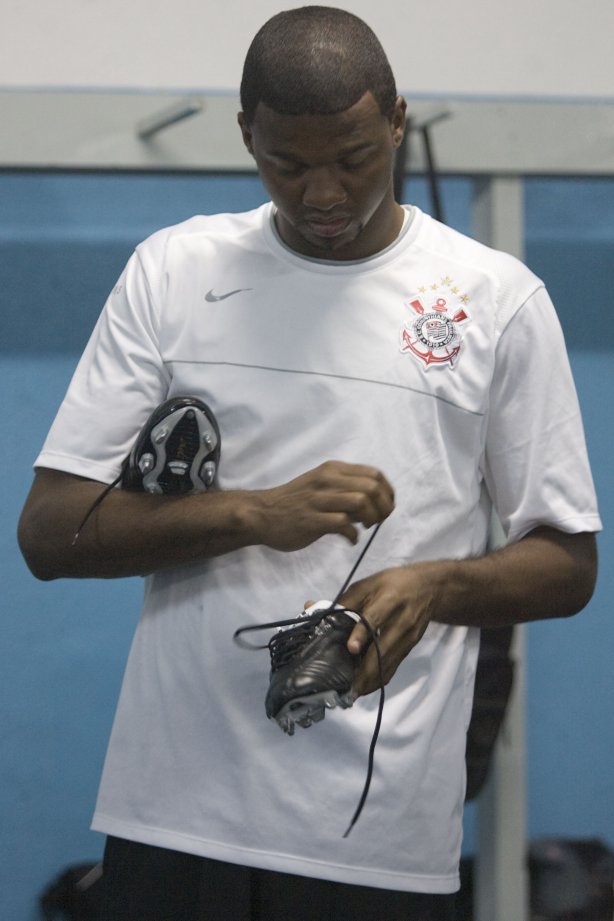 SANTO ANDRE/SP X CORINTHIANS/SP - nos vestiáriosantes da partida realizada esta tarde no estádio Bruno José Daniel, em Santo André, válido pelo Campeonato Paulista de 2009