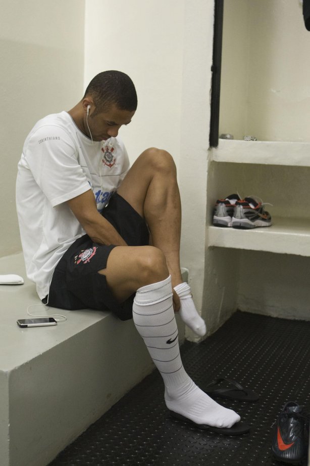 CORINTHIANS/SP X ATLETICO PARANAENSE/PR - nos vestiários antes da partida realizada esta noite no estádio do Pacaembu, zona oeste da cidade, na decisão da vaga pelas oitavas de final da Copa do Brasil 2009