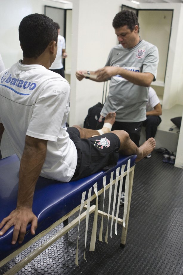 Durante o treino do Corinthians realizado esta tarde no Parque Ecológico do Tiete. O próximo jogo será contra o Fluminense no Pacaembu, amanhã, quarta-feira, 13/05 a noite, jogo da ida das quartas de final da Copa do Brasil 2009