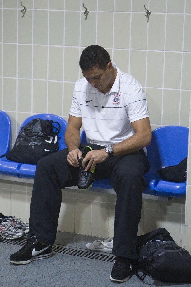 FLUMINENSE/RJ X CORINTHIANS/SP - nos vestiários antes da partida realizada esta noite no estádio do Maracanã, válida pela decisão nas oitavas de final da Copa do Brasil 2009