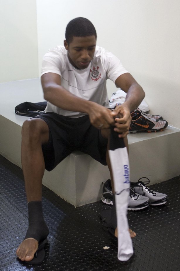 CORINTHIANS/SP X BARUERI/SP - nos vestiários antes da partida realizada esta noite no estádio do Pacaembu, válida pelo Campeonato Brasileiro de 2009