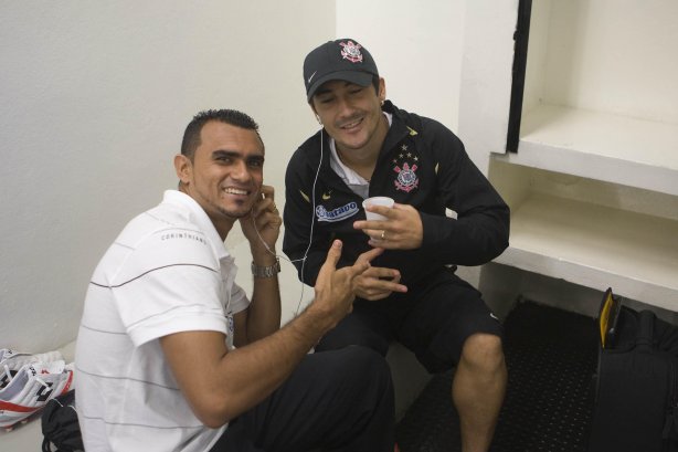 CORINTHIANS/SP X BARUERI/SP - nos vestiários antes da partida realizada esta noite no estádio do Pacaembu, válida pelo Campeonato Brasileiro de 2009