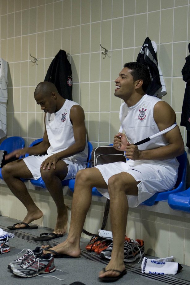 VASCO/RIO DE JANEIRO X CORINTHIANS/SAO PAULO - nos vestiários antes da partida realizada esta noite no estádio do Maracanã, na primeira partida das semi finais da Copa do Brasil 2009
