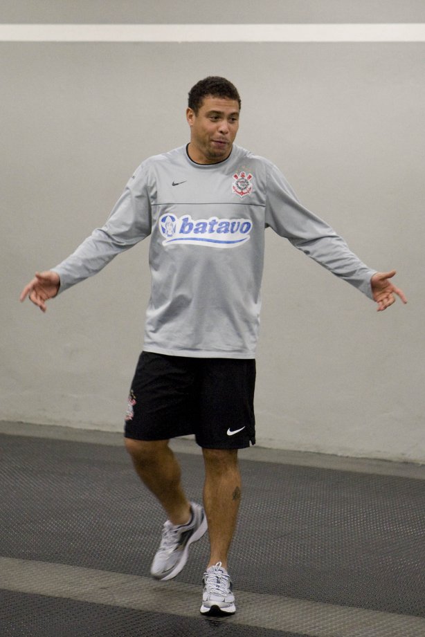 CORINTHIANS/SP X VASCO DA GAMA/RJ - nos vestiários antes da partida realizada esta noite no estádio do Pacaembu, válida pelo jogo de volta e decidindo a vaga na semifinal da Copa do Brasil 2009