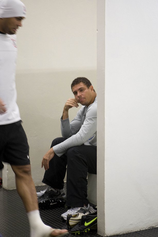CORINTHIANS/SP X VASCO DA GAMA/RJ - nos vestiários antes da partida realizada esta noite no estádio do Pacaembu, válida pelo jogo de volta e decidindo a vaga na semifinal da Copa do Brasil 2009