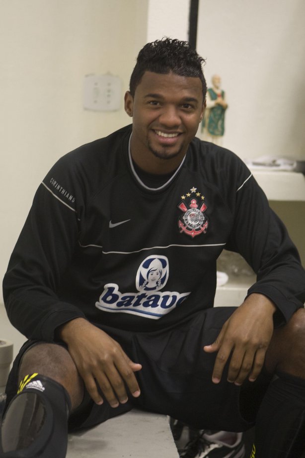 CORINTHIANS/SP X SAO PAULO/SP - nos vestiários antes da partida realizada esta noite no estádio do Pacaembu, zona oeste da cidade, válida pelo primeiro turno do Campeonato Brasileiro de 2009