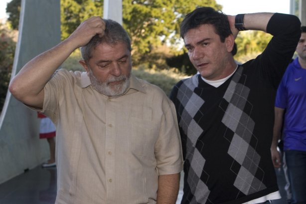 INTERNACIONAL/RS X CORINTHIANS/SP - O presidente do Corinthians Andres Sanchez e recebido no Palacio da Alvorara pelo Presidente Luiz Inacio Lula da Silva que queria cumprimentar o time que ontem conquistou a Copa do Brasil 2009 em Porto Alegre, após empate por 2x2 com o time do Internacional/RS
