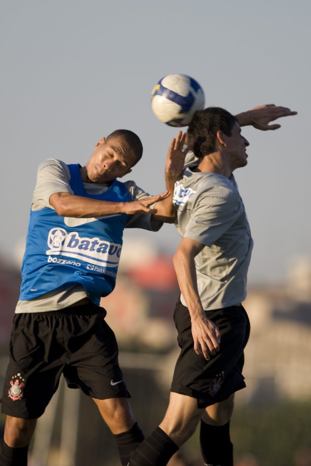 Durante o treino do Corinthians esta tarde no Parque Ecológico do Tiete, zona leste da cidade; o próximo jogo do time será amanhã, 4a. feira, 08/07, contra o Fluminense, no Pacaembu, pelo Campeonato Brasileiro 2009