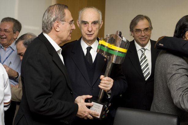 O presidente do Corinthians Andres Sanchez recebeu o prefeito de São Paulo Gilberto Kassab hoje pela manhã no Parque São Jorge
