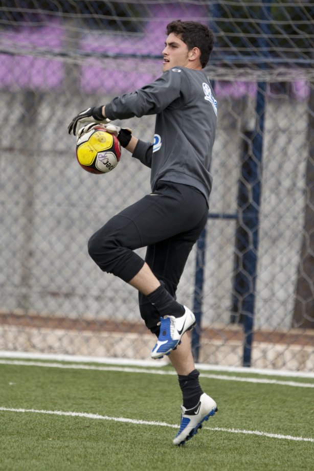 Andre, goleiro, durante o treino do time do Corinthians que vai disputar a Taca São Paulo de Juniores em janeiro, e que foi realizado esta tarde no Parque São Jorge; O time estreia no dia 03/01/2010 contra o Araguaina/TO, em Araraquara