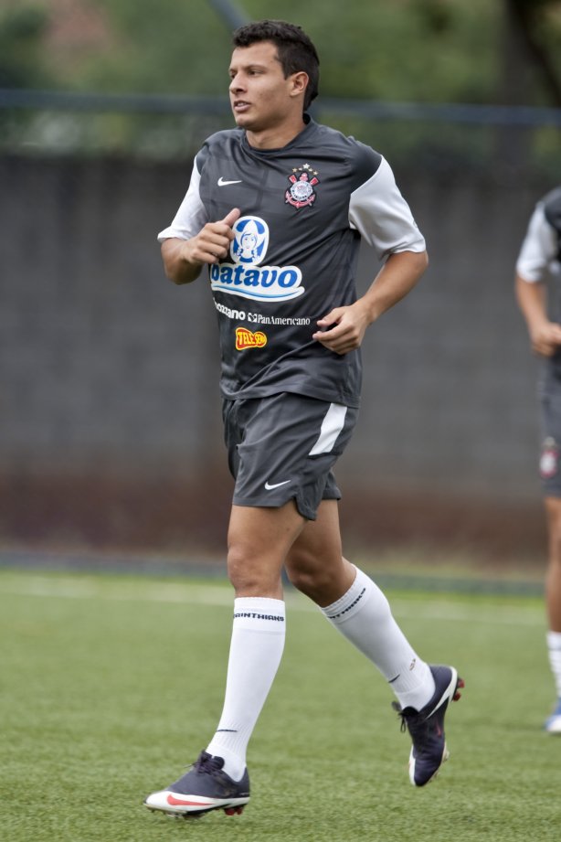 Paulo Sergio, o Taubate, durante o treino do time do Corinthians que vai disputar a Taca São Paulo de Juniores em janeiro, e que foi realizado esta tarde no Parque São Jorge; O time estreia no dia 03/01/2010 contra o Araguaina/TO, em Araraquara