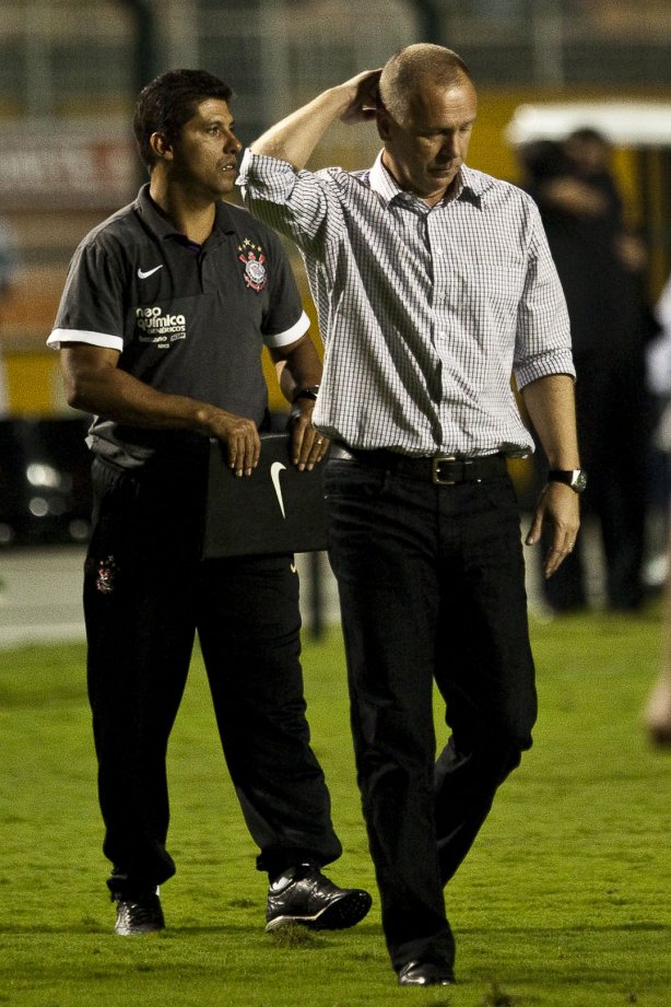 CORINTHIANS/BRASIL X INDEPENDIENTE/COLOMBIA - em um lance da partida realizada esta noite no estádio do Pacaembu, válida pelo returno da fase de classificação da Copa Libertadores da América 2010