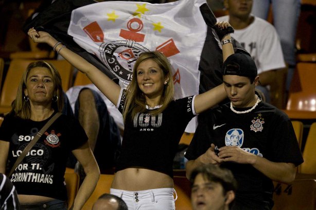 Durante a partida entre Corinthians x São Paulo, válida pela 15ª rodada do Campeonato Brasileiro de 2010, serie A, realizada esta tarde no estádio do Pacaembu, em São Paulo. São Paulo, Brasil