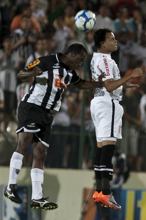 Durante a partida entre Atlético-MG x Corinthians, válida pela 28ª rodada do Campeonato Brasileiro de 2010, serie A, realizada esta noite no estádio Arena do Jacaré, em Sete Lagoas/MG