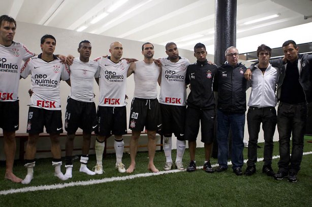 Durante a partida entre Corinthians x Atlético-GO, realizada esta noite no estádio do Pacaembu, válida pela 28ª rodada do Campeonato Brasileiro de 2011
