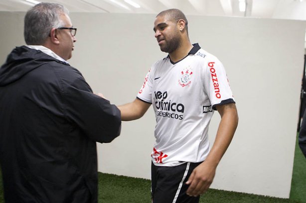 Durante a partida entre Corinthians x Atlético-GO, realizada esta noite no estádio do Pacaembu, válida pela 28ª rodada do Campeonato Brasileiro de 2011