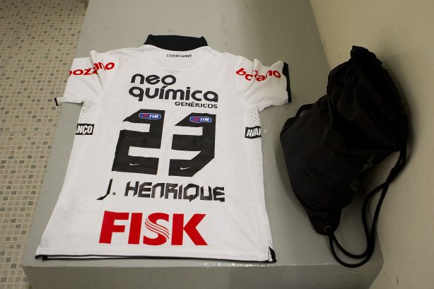 Camisa de Jorge Henrique nos vestiários antes da partida entre Corinthians x Palmeiras, realizada esta tarde no estádio do Pacaembu, válida pela 38ª rodada do Campeonato Brasileiro de 2011