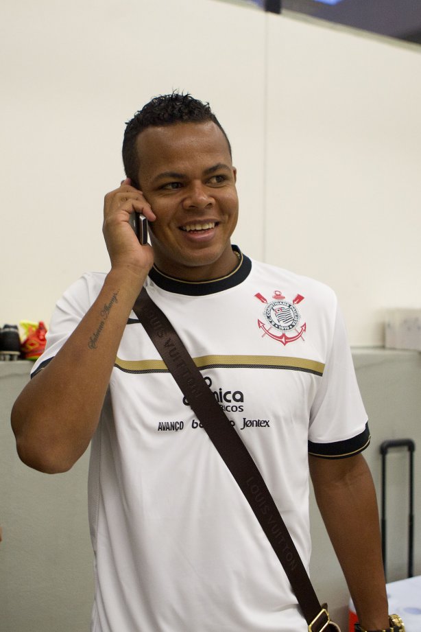 Bill nos vestiários antes da partida entre Corinthians x Portuguesa, realizada esta noite no estádio do Pacaembu, no jogo da entrega das faixas ao campeão Brasileiro Corinthians, e ao Campeão da Serie B, Portuguesa