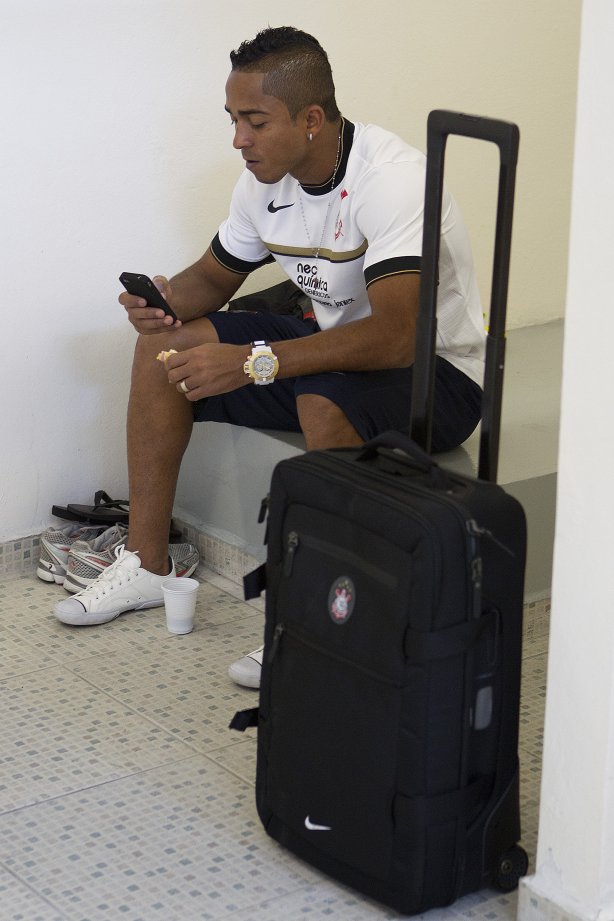 Jorge Henrique nos vestiários antes da partida entre Corinthians x Bragantino/SP, realizada esta tarde no estádio do Pacaembu, pela 5ª rodada do Campeonato Paulista de 2012