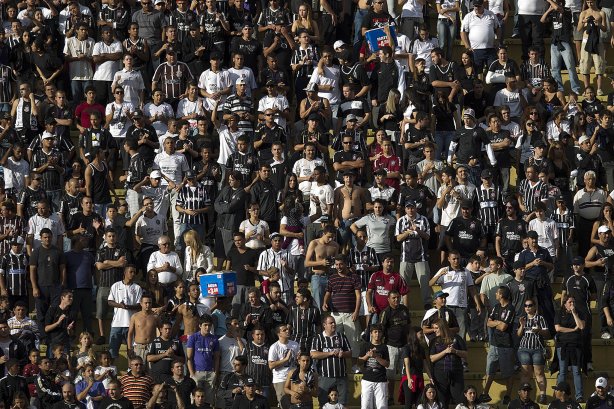 Durante a partida entre Corinthians x Fluminense, realizada esta tarde no estádio do Pacaembu, válida pela 1ª rodada do Campeonato Brasileiro de 2012