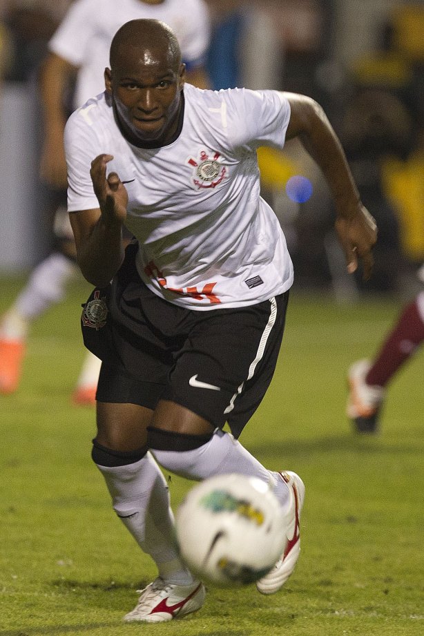 Durante a partida entre Corinthians x Fluminense, realizada esta tarde no estádio do Pacaembu, válida pela 1ª rodada do Campeonato Brasileiro de 2012