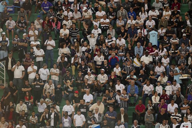 Durante a partida entre Corinthians x Fluminense, realizada esta tarde no estádio do Pacaembu, válida pela 1ª rodada do Campeonato Brasileiro de 2012