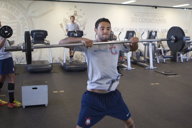 Welder durante o treino realizado esta manhã na academia de musculacao no CT Joaquim Grava, localizado no Parque Ecológico do Tiete. O próximo jogo da equipe será quinta-feira, dia 07/06, contra o Figueirense/SC, no estádio do Pacaembu, válido pela terceira rodada do Campeonato Brasileiro 2012