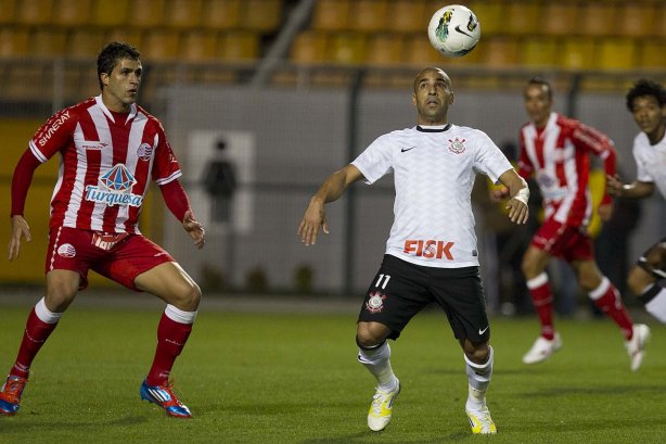 Durante a partida entre Corinthians x Nautico/PE, realizada esta noite no estádio do Pacaembu, jogo válido pela 9ª rodada do Campeonato Brasileiro de 2012