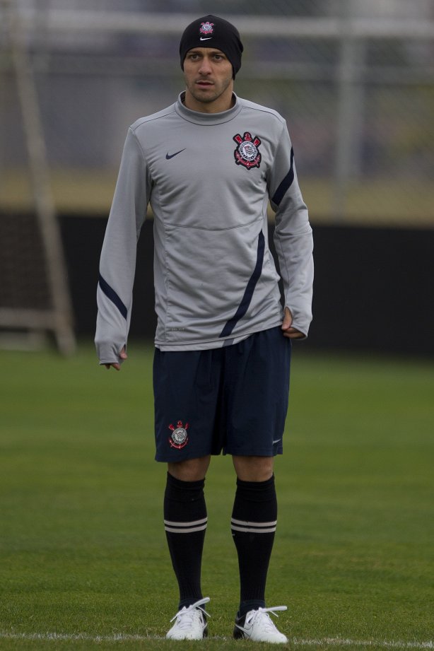 Durante o treino realizado esta tarde no CT Joaquim Grava, localizado no Parque Ecológico do Tiete. O próximo jogo da equipe será quarta-feira, 18/07, contra o Flamengo, no Engenhão, válido pela 10ª rodada do Campeonato Brasileiro de 2012